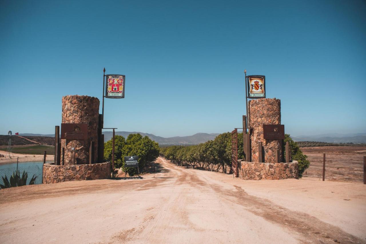 Hotel Castillo Ferrer Valle de Guadalupe Extérieur photo